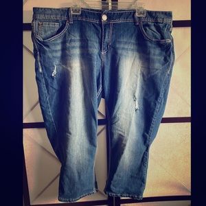 Slightly Distressed Jean Capris